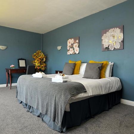 Bells Hotel Coleford  Bagian luar foto