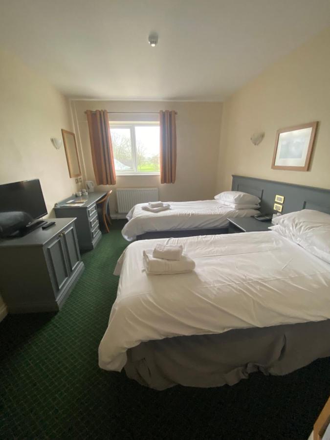 Bells Hotel Coleford  Bagian luar foto