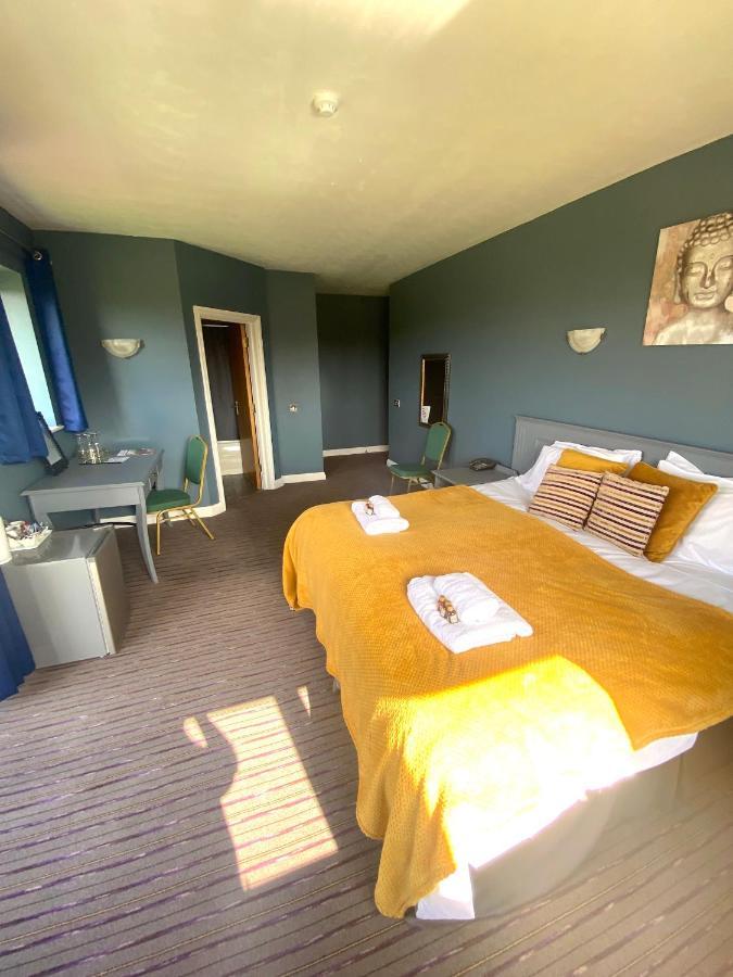 Bells Hotel Coleford  Bagian luar foto