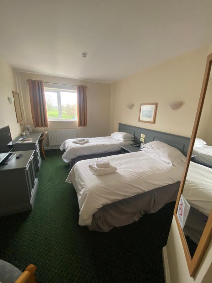 Bells Hotel Coleford  Bagian luar foto
