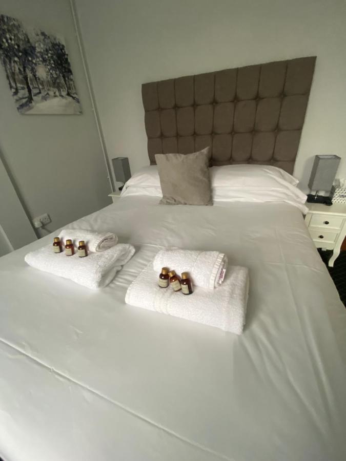 Bells Hotel Coleford  Bagian luar foto